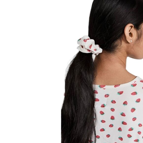 REVOLVE Strawberry Print Cozy PLUSH Thermal Pajama Set sz S NWT - Picture 5 of 15